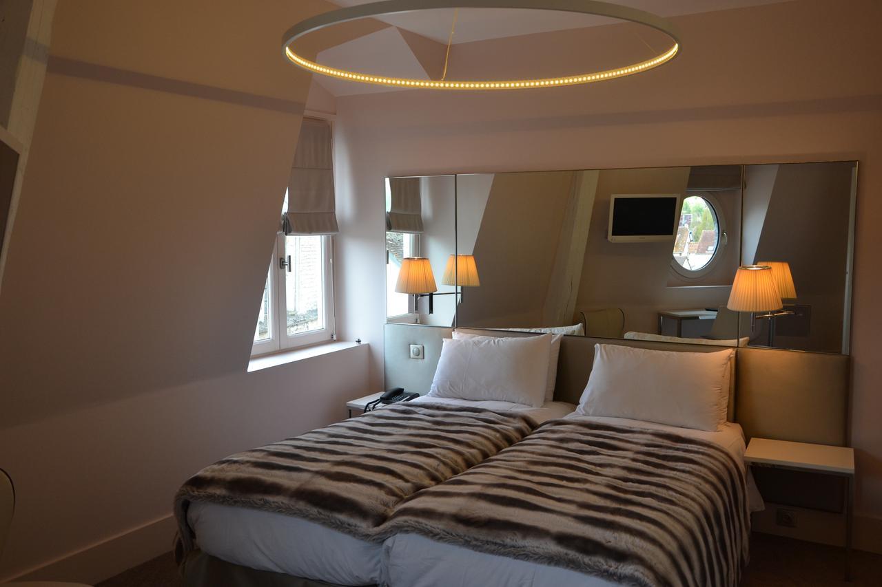 Le Cesar Hotel Provins Eksteriør bilde